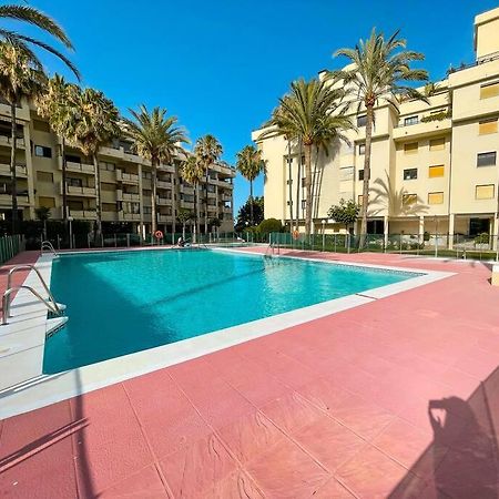 Seafront Apartment With Direct Access To The Beach トレモリノス エクステリア 写真