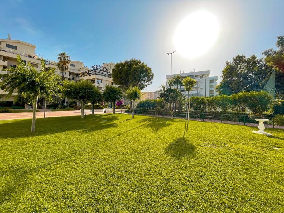 Seafront Apartment With Direct Access To The Beach トレモリノス エクステリア 写真